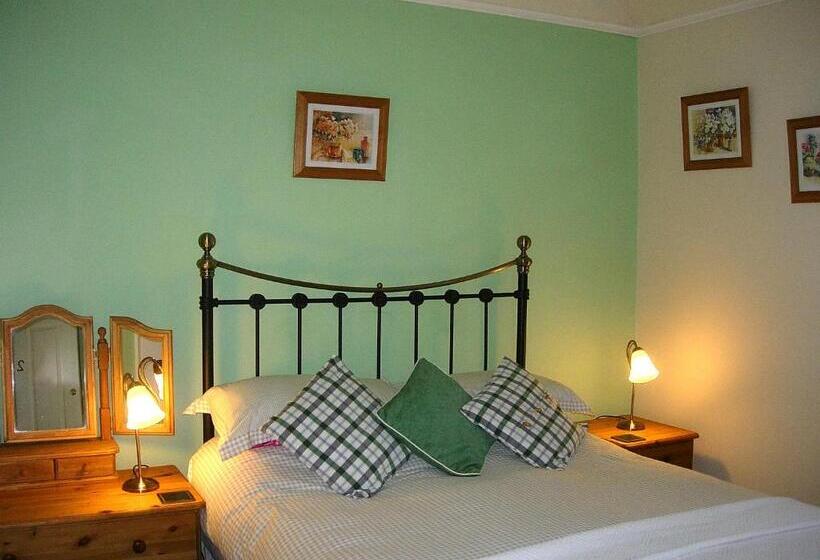 غرفة قياسية مطلّة علي الحديقة, Polraen Country House