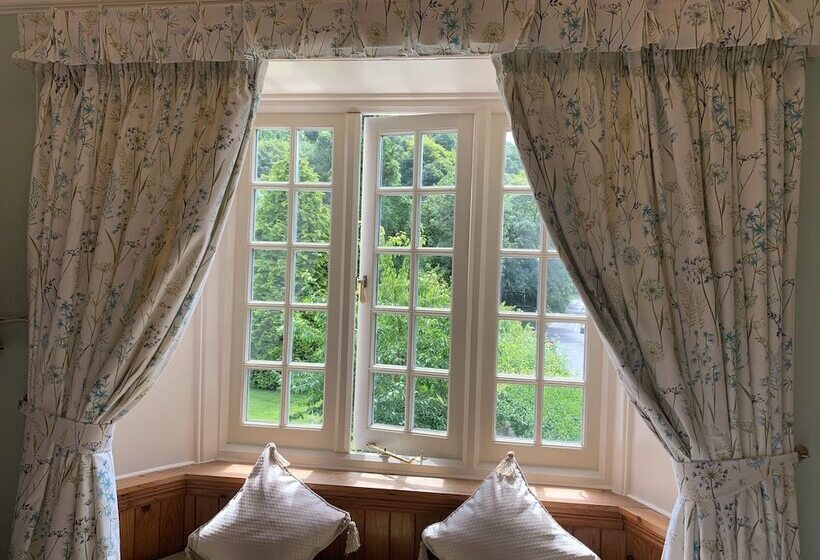 ガーデンビュースタンダードルーム, Polraen Country House