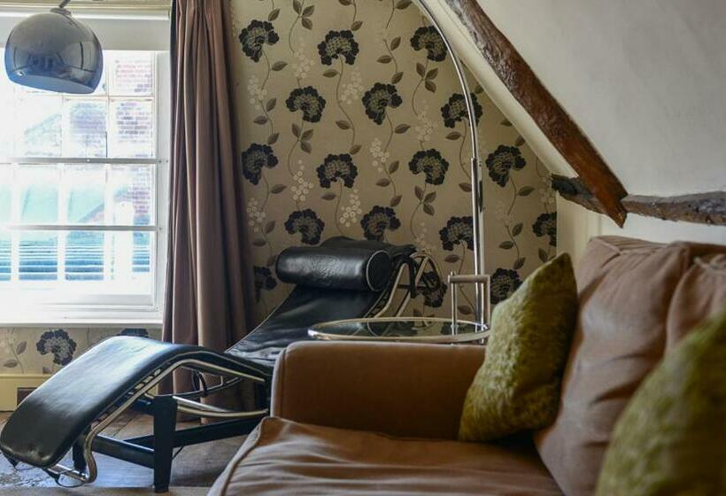 デラックススイート, Sutherland House