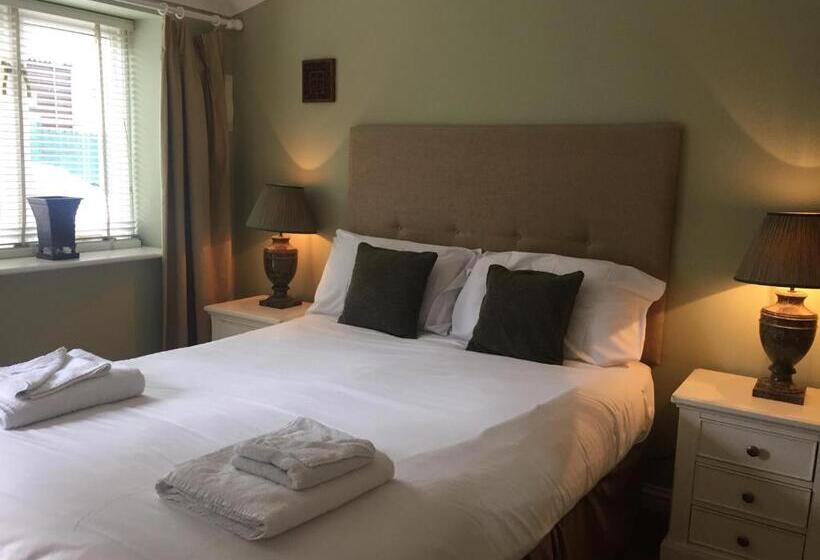 غرفة قياسية, The Bedingfeld Arms