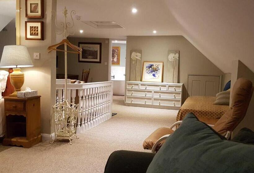 Апартаменты 1 Спальня, The Bedingfeld Arms