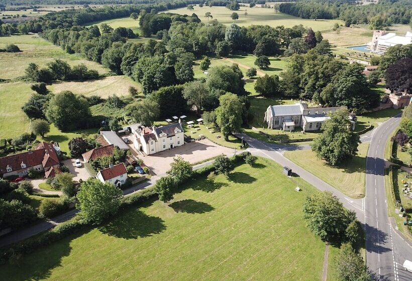 غرفة قياسية, The Bedingfeld Arms