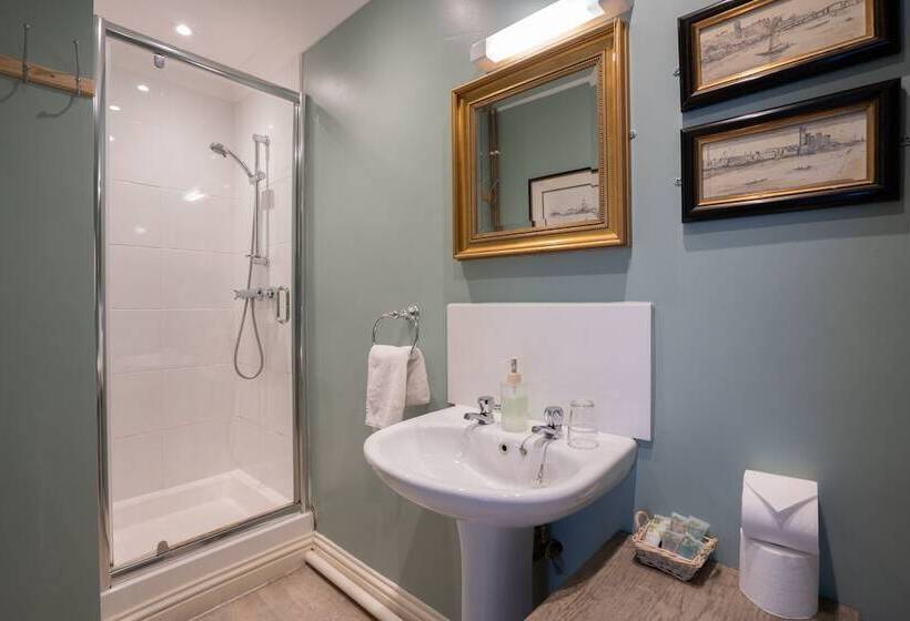 Номер Стандарт, The Bedingfeld Arms