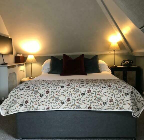 スタンダードルーム, The Bridge House