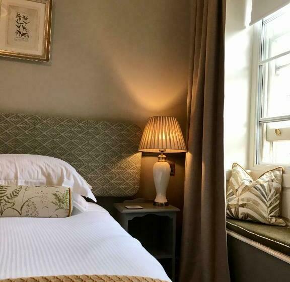 스탠다드 룸, The Bridge House