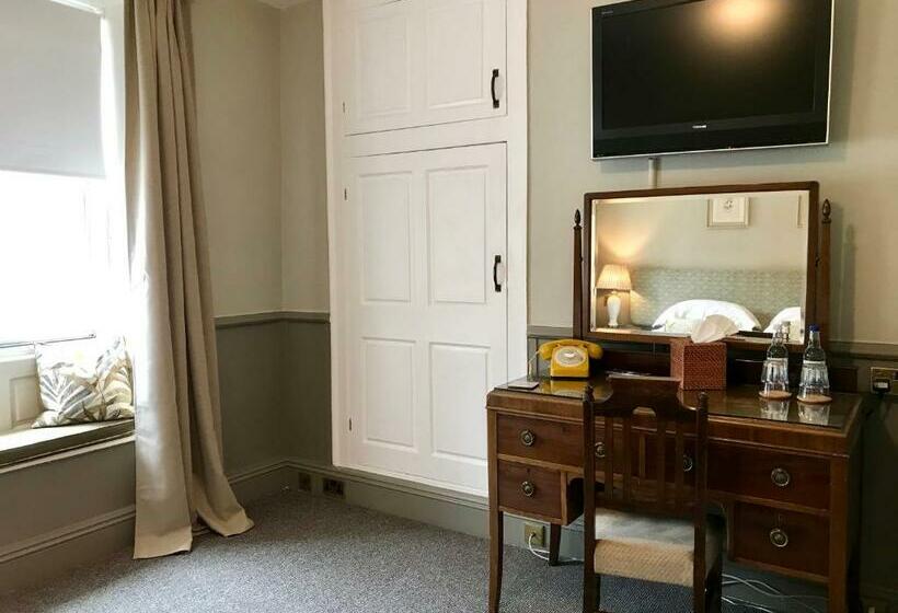 スタンダードルーム, The Bridge House