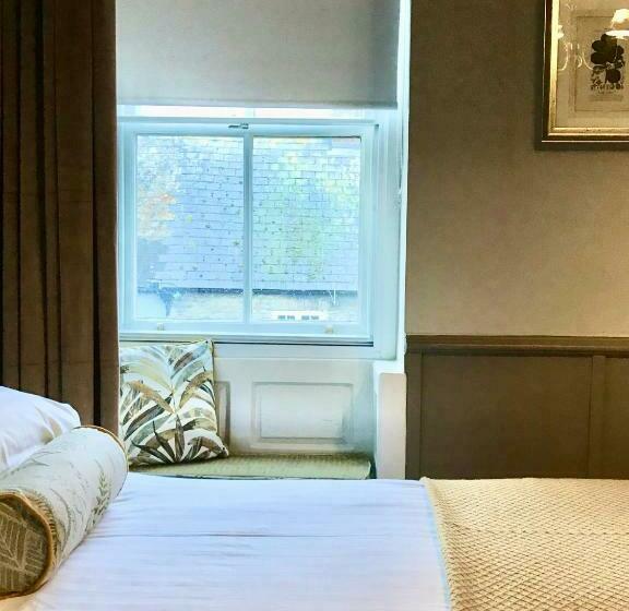 스탠다드 룸, The Bridge House