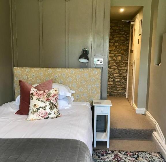 스탠다드 싱글 룸, The Bridge House