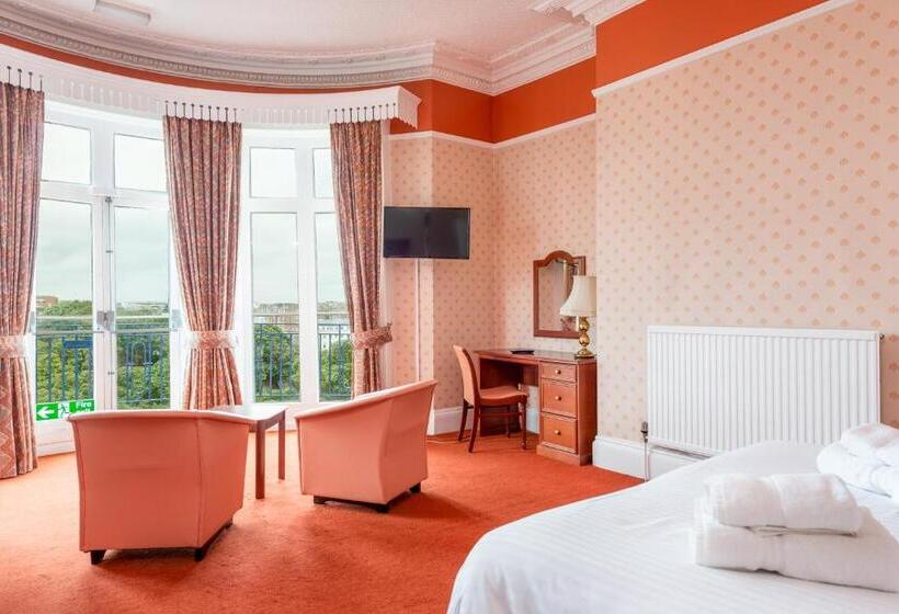 Трехместный Номер Стандарт Вид на Сад, The Esplanade