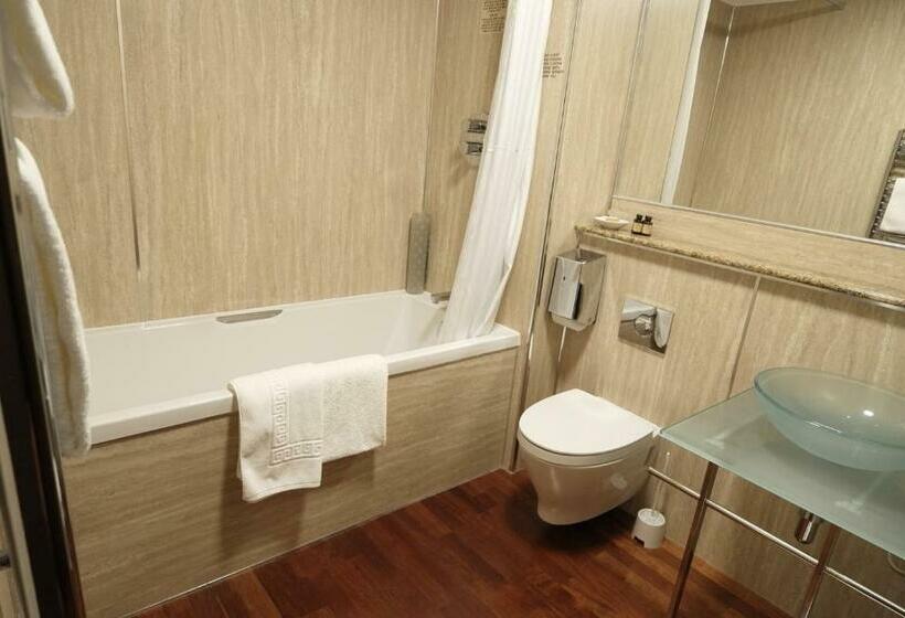 Номер Стандарт, The Mansefield