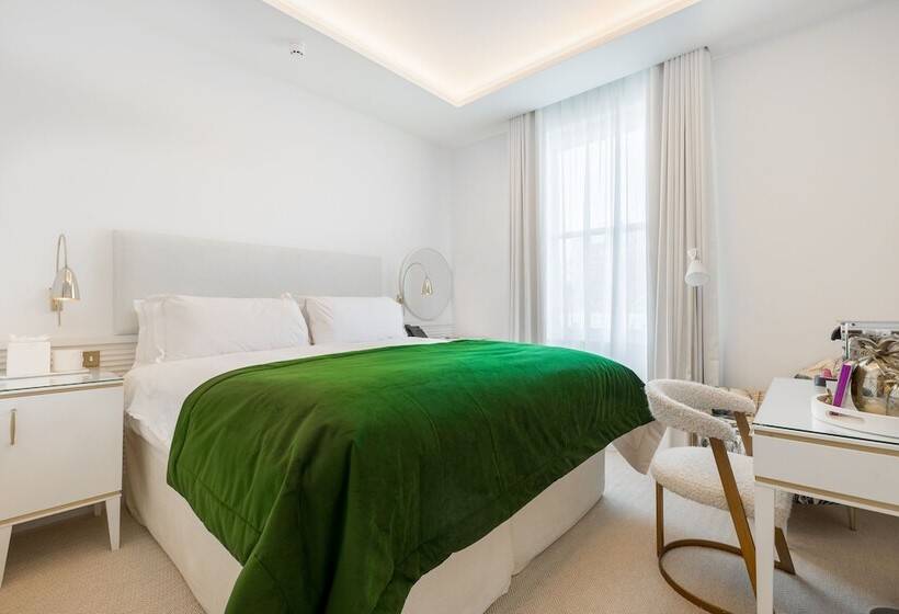 غرفة قياسية, The Nici