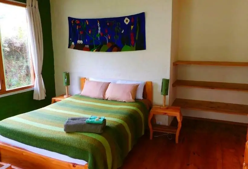 اتاق استاندارد با چشم‌انداز کوهستان, La Casa Verde Eco Guest House
