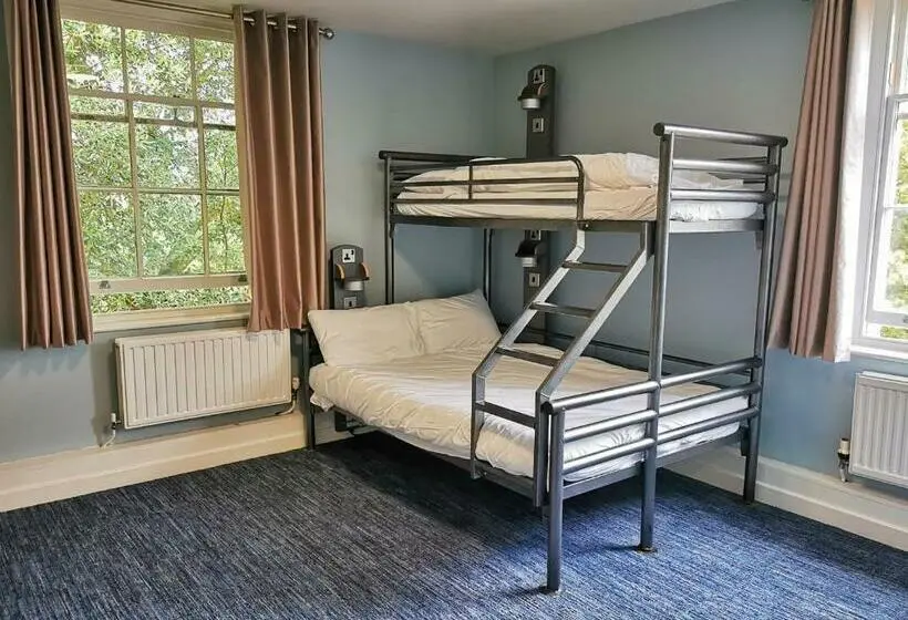 Standard Kolmen Hengen Huone, Yha Stratford Upon Avon