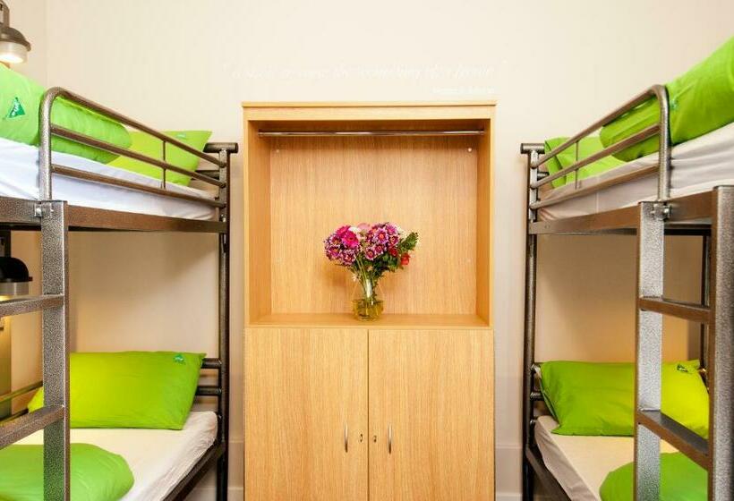 标准四人间共用浴室, Yha Stratford Upon Avon