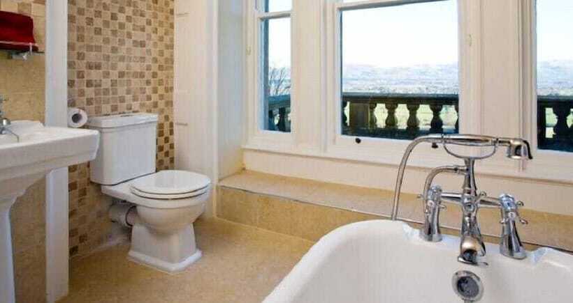 スタンダードルーム, Castle House B And B