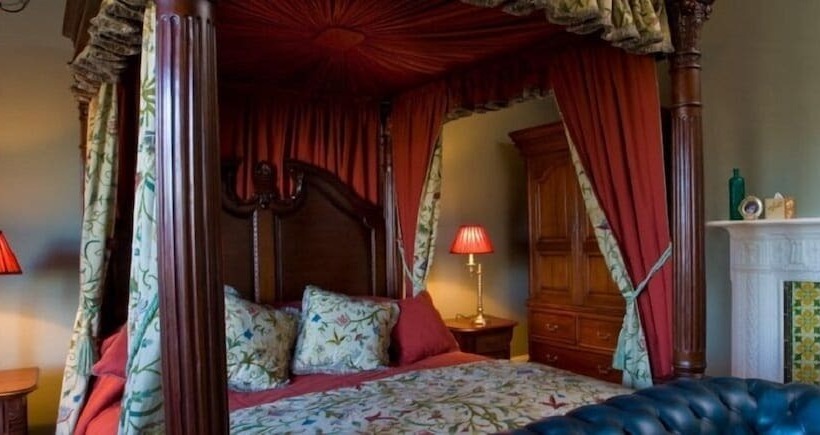 Номер Стандарт, Castle House B And B