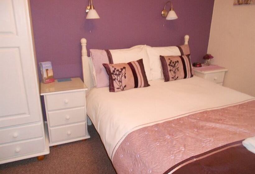 스탠다드 싱글 룸, Cromwell House