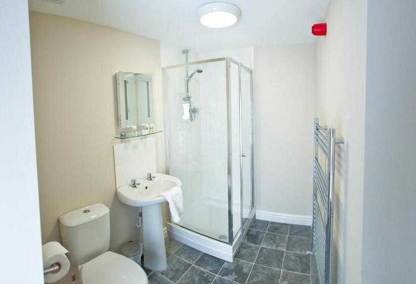 חדר סופריור, Four Seasons