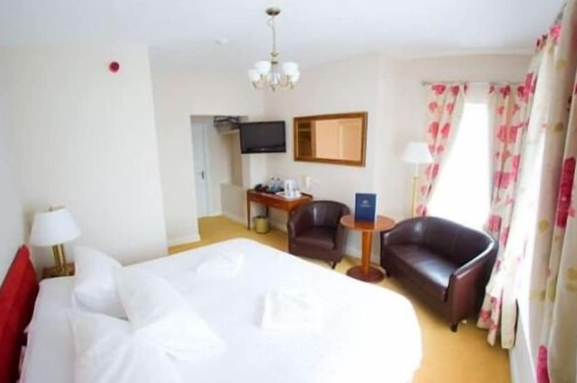 חדר סטנדרט יחיד, Four Seasons