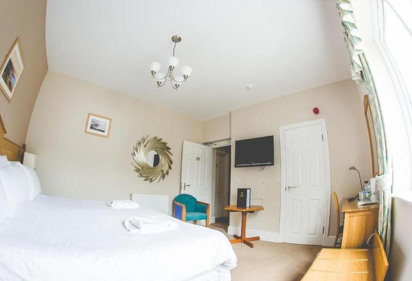 חדר סופריור, Four Seasons