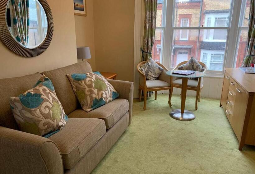 סוויטת סופריור, Four Seasons