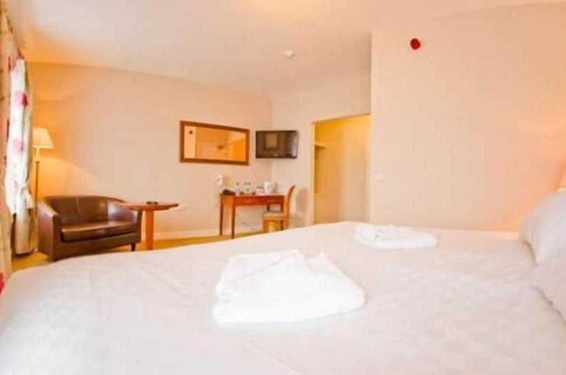 חדר סופריור, Four Seasons