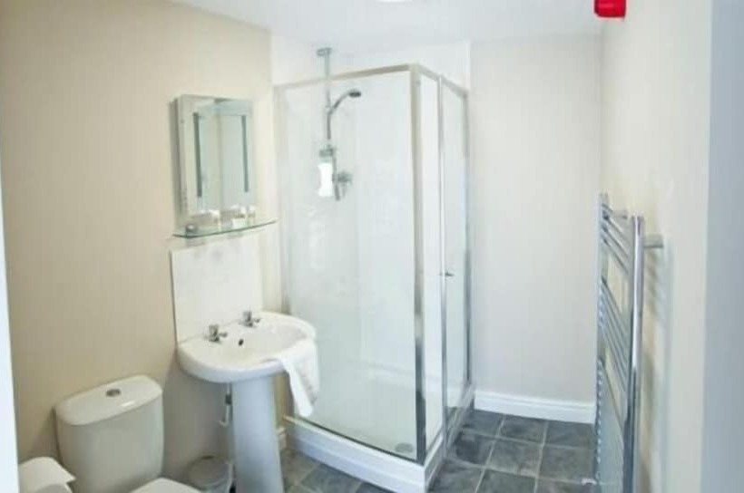 סוויטת סופריור, Four Seasons