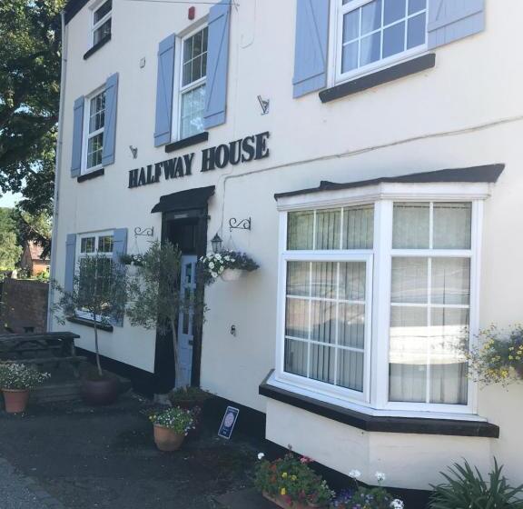 Номер Superior Кровать Кинг, Halfway House