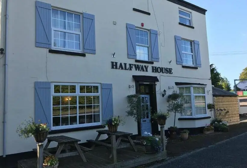 キングサイズベッドのスーペリアルーム, Halfway House