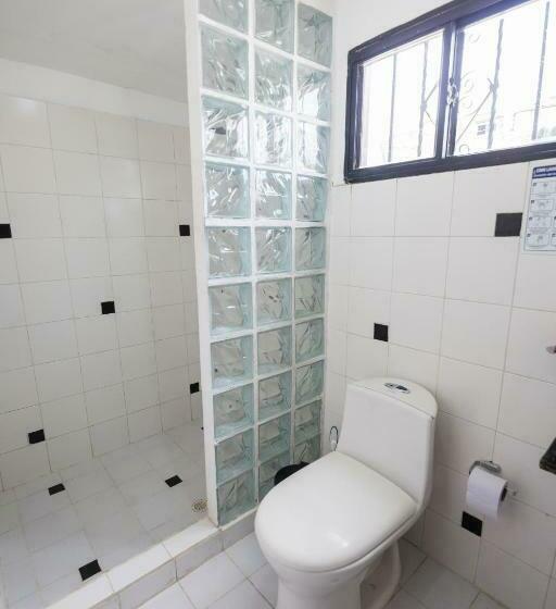 اتاق استاندارد, Mauricio Babilonia