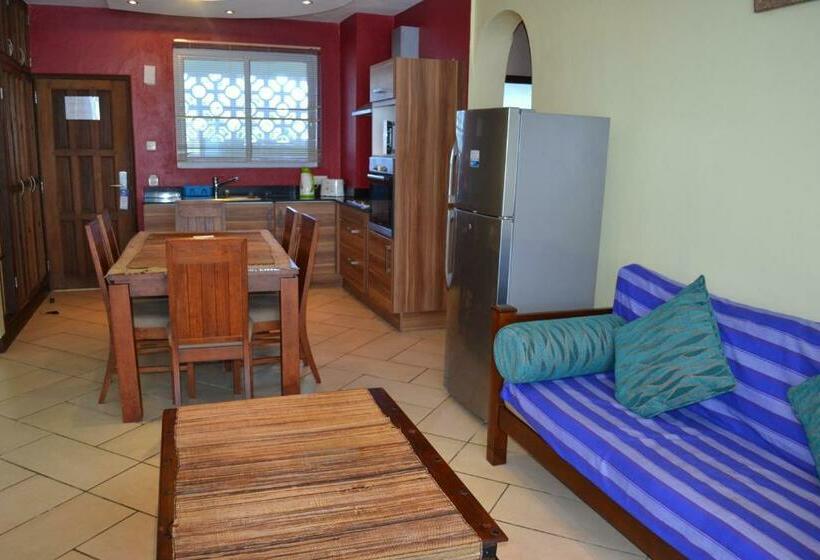 آپارتمان 2 خوابه, Cowrie Shell Beach Apartments Official