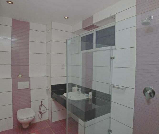 استودیوی استاندارد, Cowrie Shell Beach Apartments Official