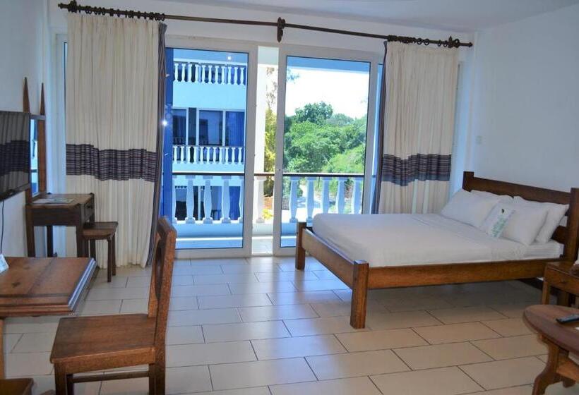 استودیوی استاندارد, Cowrie Shell Beach Apartments Official