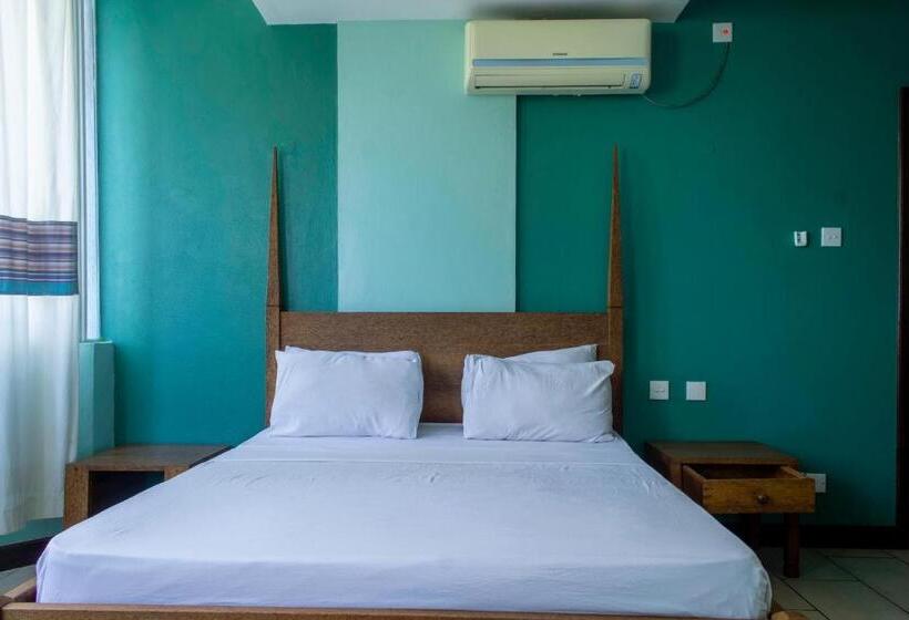 آپارتمان 3 خوابه, Cowrie Shell Beach Apartments Official