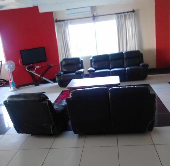 1 Bedroom Penthouse Apartment, Cowrie Shell Beach Apartments Official