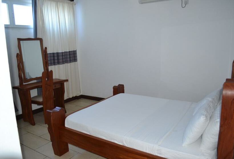 آپارتمان 3 خوابه, Cowrie Shell Beach Apartments Official