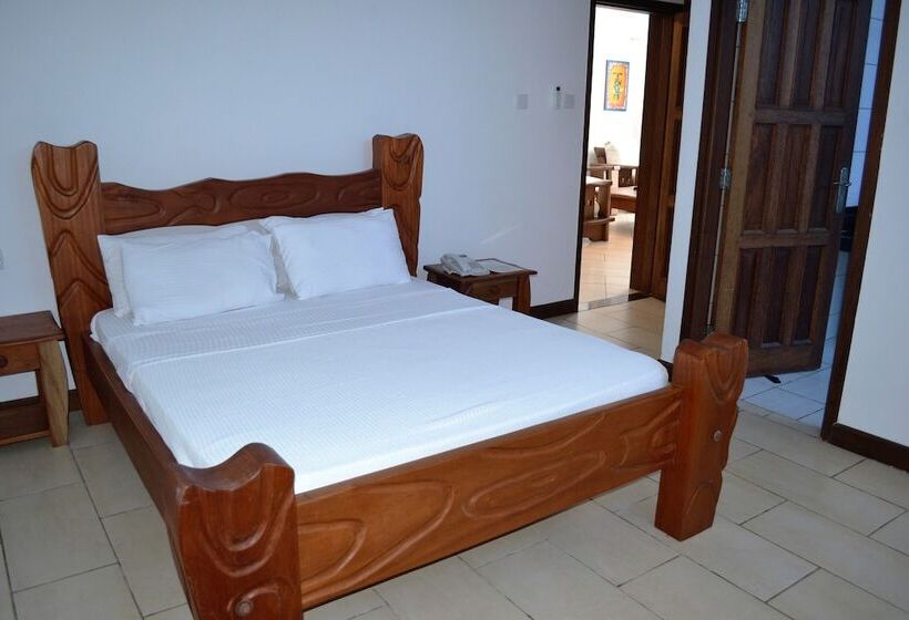 آپارتمان 3 خوابه, Cowrie Shell Beach Apartments Official