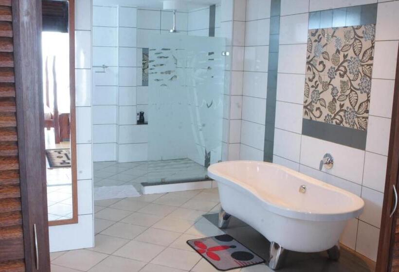 آپارتمان 3 خوابه, Cowrie Shell Beach Apartments Official