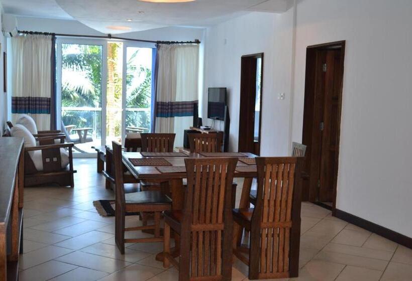 آپارتمان 3 خوابه, Cowrie Shell Beach Apartments Official