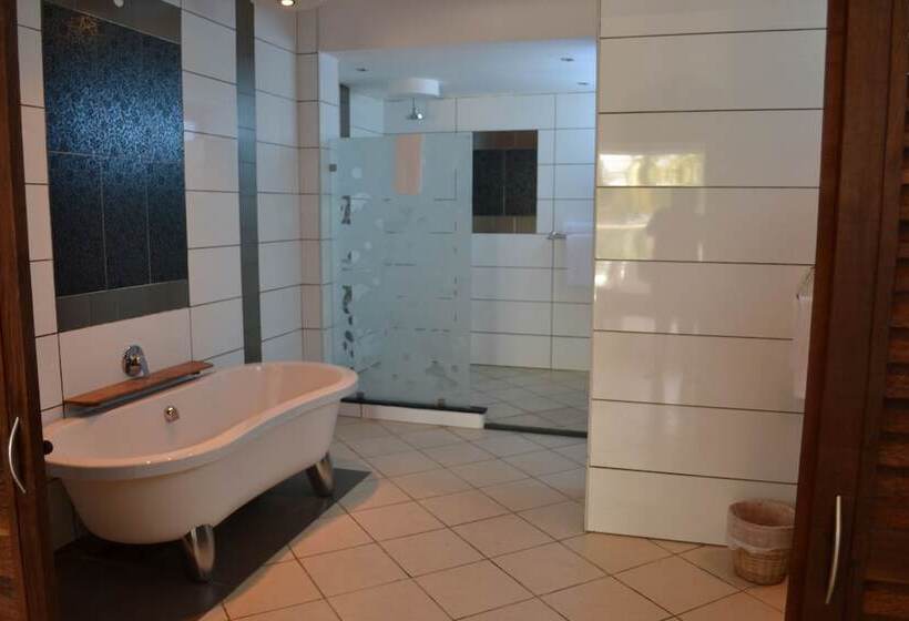 آپارتمان 3 خوابه, Cowrie Shell Beach Apartments Official