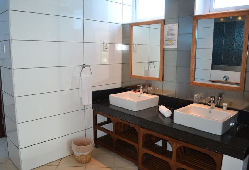 آپارتمان 3 خوابه, Cowrie Shell Beach Apartments Official