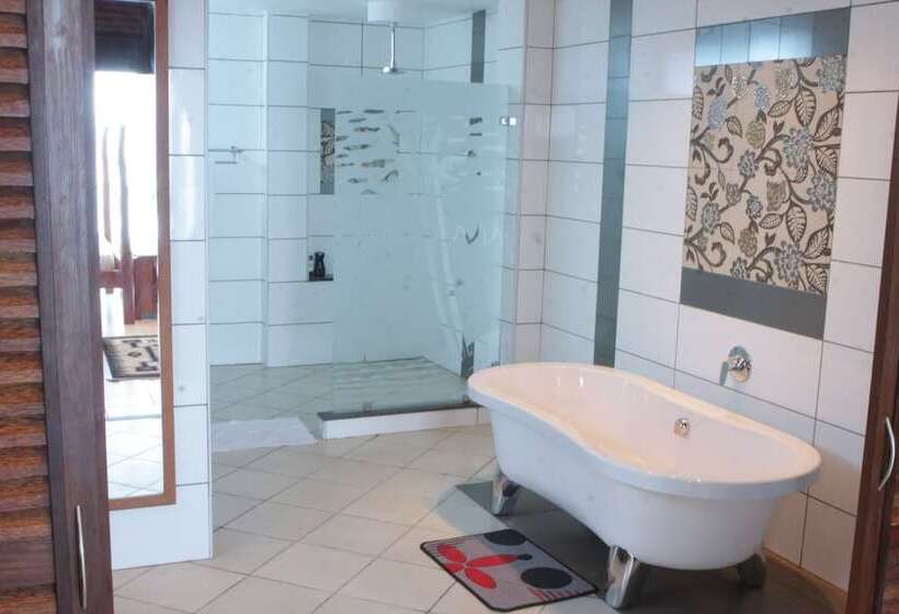 آپارتمان 3 خوابه, Cowrie Shell Beach Apartments Official