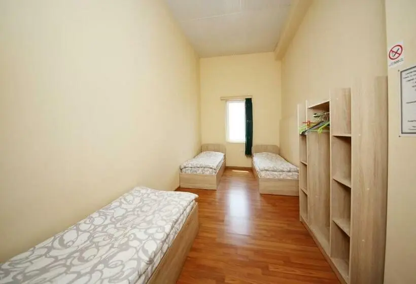 اتاق اکونومی, Hostel Mandaria