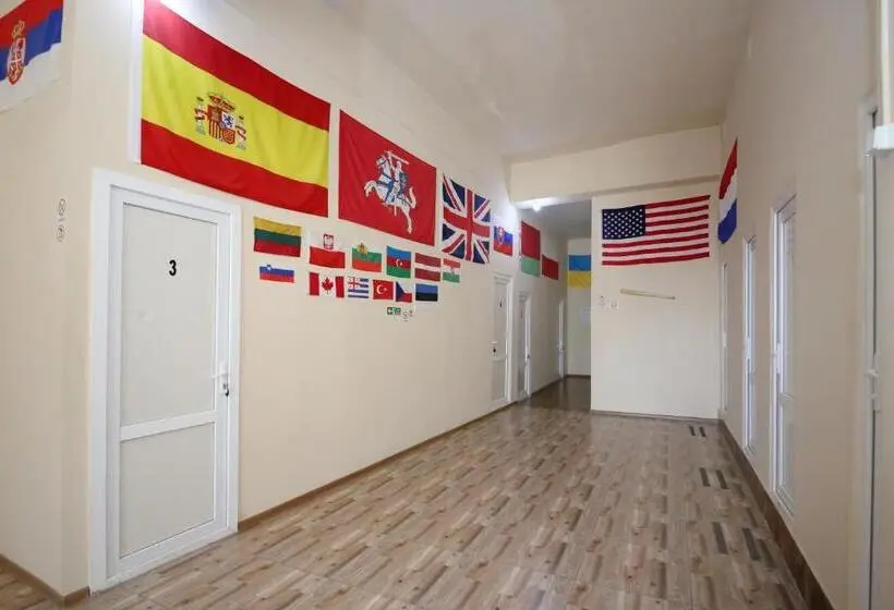 اتاق کلاسیک چهارنفره, Hostel Mandaria