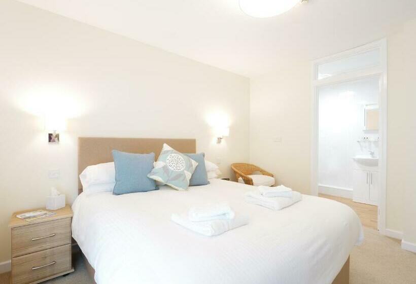 スタンダードルーム, Brendon Arms