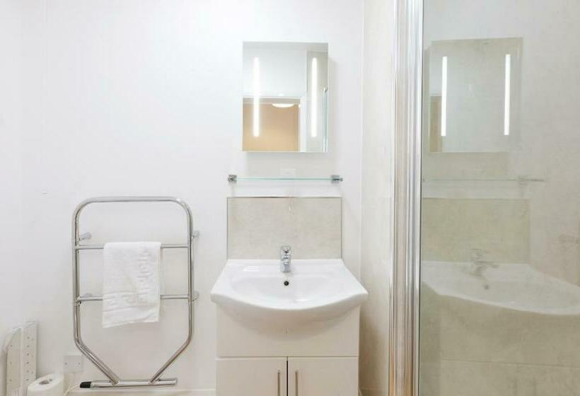 スタンダードシングルルーム, Brendon Arms