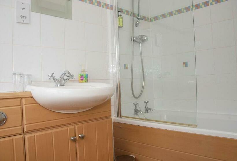 חדר סטנדרט, Craignelder