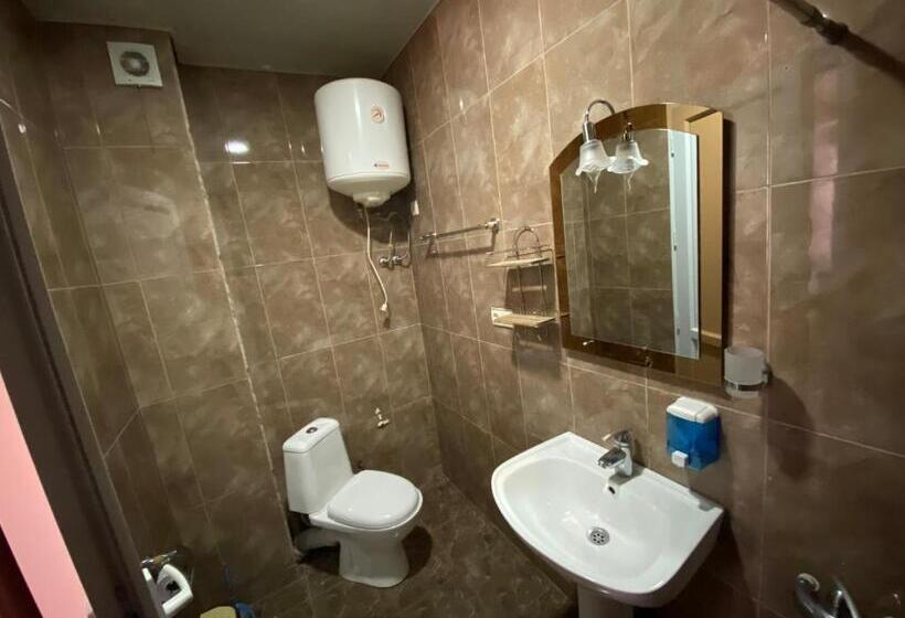 اتاق استاندارد, Eurasia