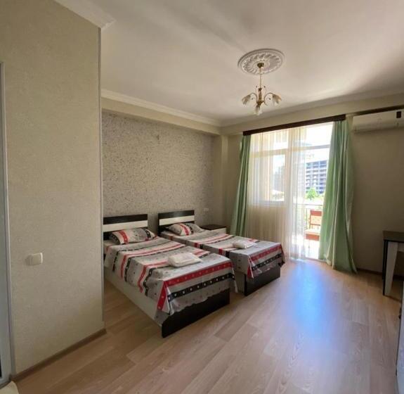 اتاق استاندارد با بالکن, Eurasia