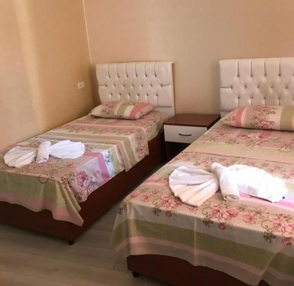 اتاق استاندارد با بالکن, Eurasia